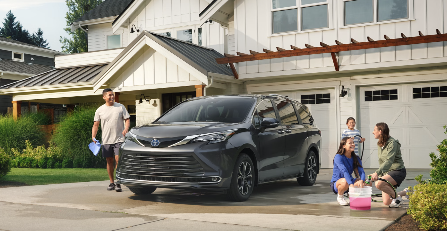 2025 Toyota Sienna