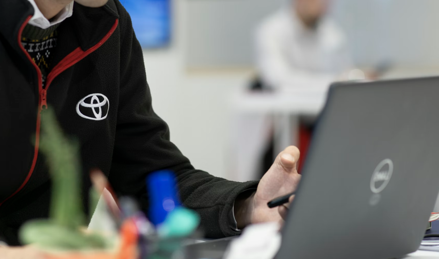 Best Toyota Service Specials at Oakbrook Toyota Service Center in Westmont