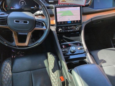 2022 Jeep Grand Cherokee Summit