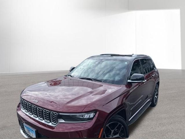 2022 Jeep Grand Cherokee Summit