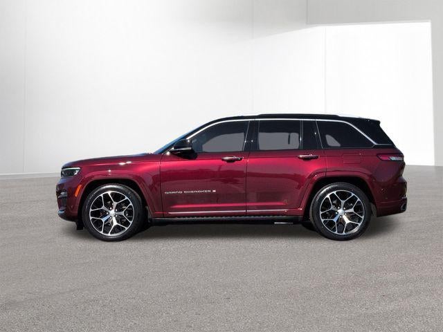 2022 Jeep Grand Cherokee Summit