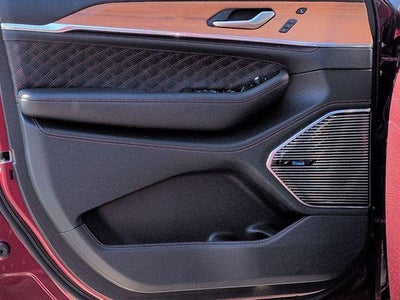 2022 Jeep Grand Cherokee Summit