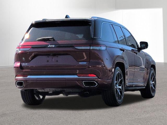 2022 Jeep Grand Cherokee Summit
