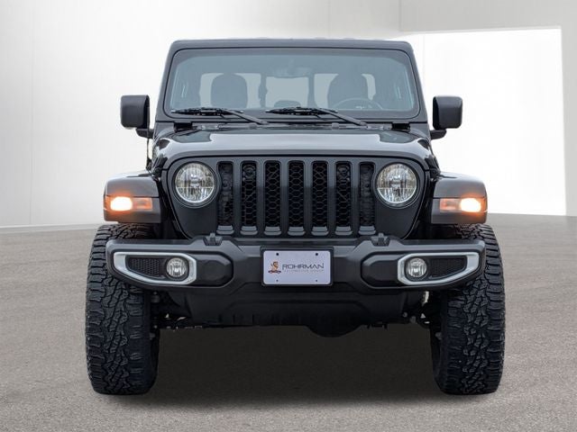 2022 Jeep Gladiator Overland