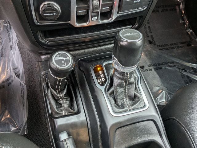 2022 Jeep Gladiator Overland