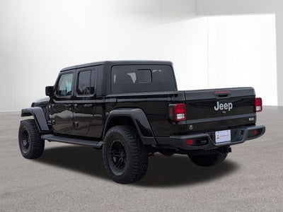 2022 Jeep Gladiator Overland