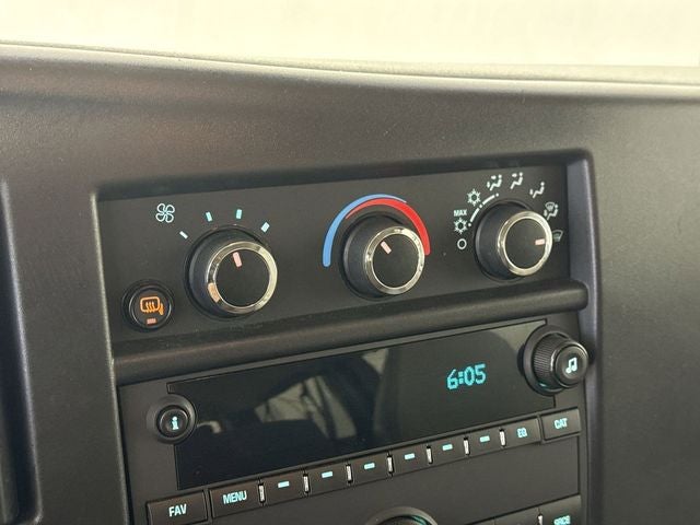 2024 Chevrolet Express 3500 LT Passenger