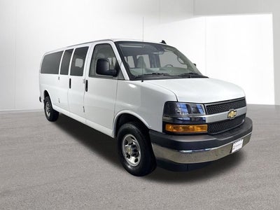 2024 Chevrolet Express 3500 LT Passenger