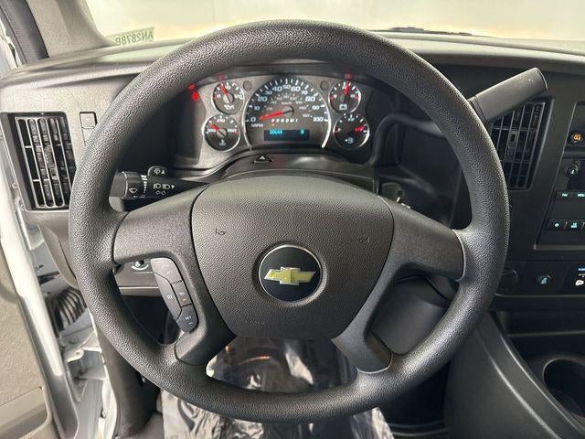 2024 Chevrolet Express LT Passenger