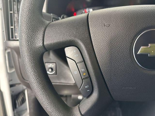 2024 Chevrolet Express LT Passenger