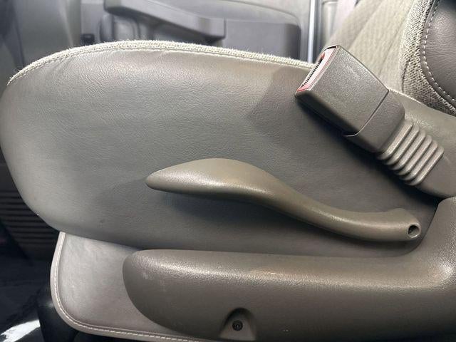 2024 Chevrolet Express LT Passenger