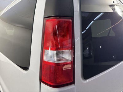 2024 Chevrolet Express LT Passenger