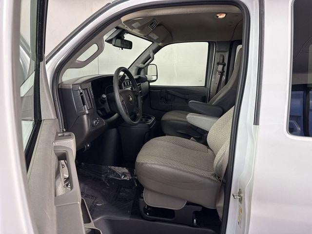 2024 Chevrolet Express LT Passenger