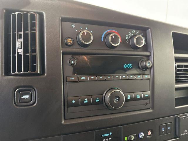 2024 Chevrolet Express LT Passenger