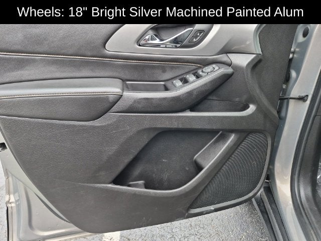 2018 Chevrolet Traverse LT Cloth w/1LT