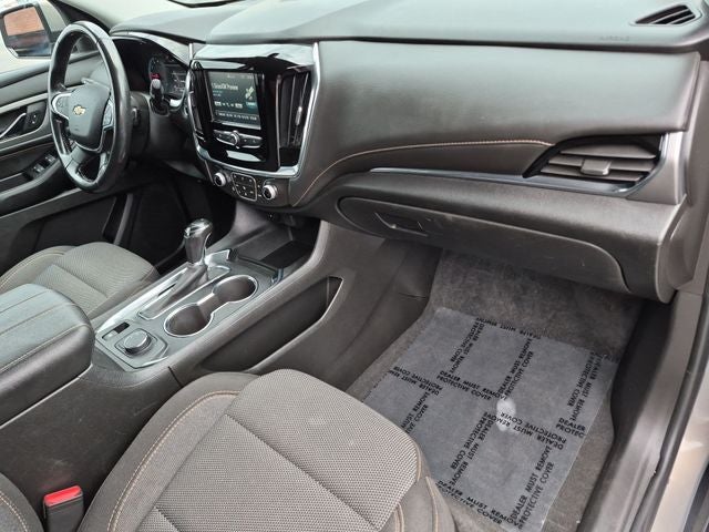2018 Chevrolet Traverse LT Cloth w/1LT