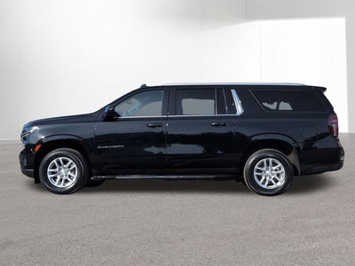 2024 Chevrolet Suburban LT