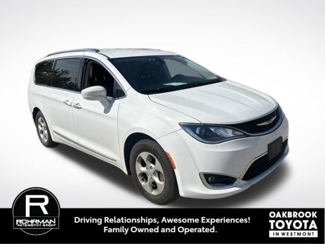 Used 2017 Chrysler Pacifica Touring-L Plus with VIN 2C4RC1EG9HR817172 for sale in Westmont, IL