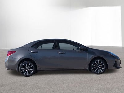 2017 Toyota COROLLA SE