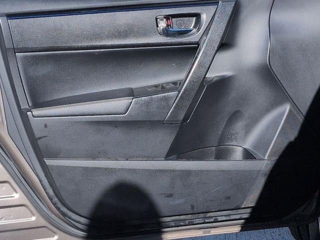 2017 Toyota COROLLA SE