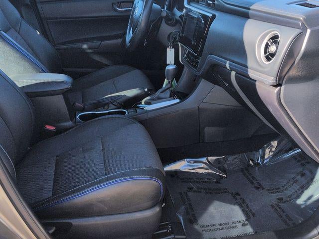 2017 Toyota COROLLA SE