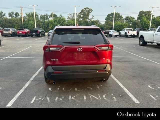 2020 Toyota RAV4 LE