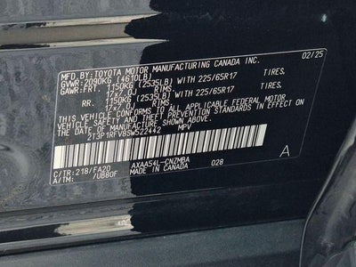 2025 Toyota RAV4 XLE