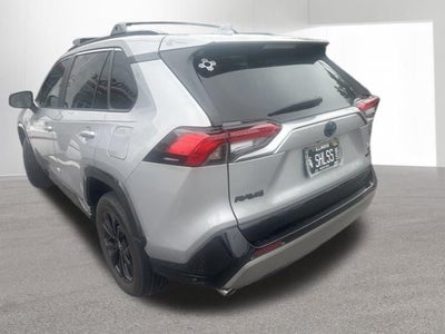 2022 Toyota RAV4 Hybrid SE