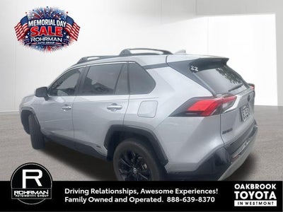 2022 Toyota RAV4 Hybrid SE