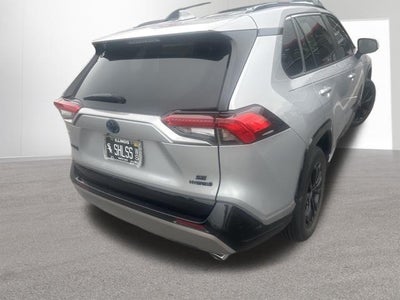 2022 Toyota RAV4 Hybrid SE