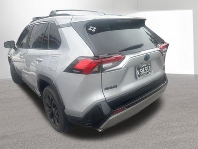 2022 Toyota RAV4 Hybrid SE