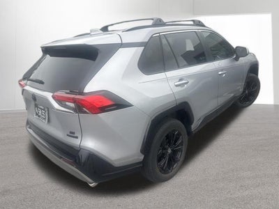 2022 Toyota RAV4 Hybrid SE