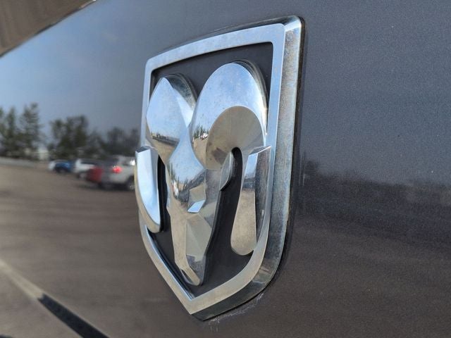 2016 RAM 2500 Tradesman LONG BED TOP CAMPING