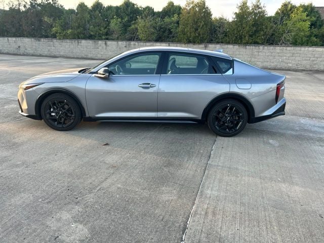 2025 Kia K4 GT-Line Turbo