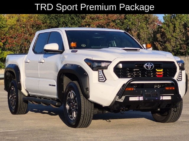 2024 Toyota Tacoma i-FORCE MAX TRD Sport