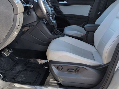 2021 Volkswagen Tiguan 2.0T SE R-Line Black