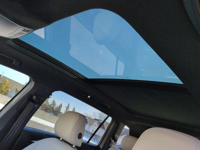 2021 Volkswagen Tiguan 2.0T SE R-Line Black