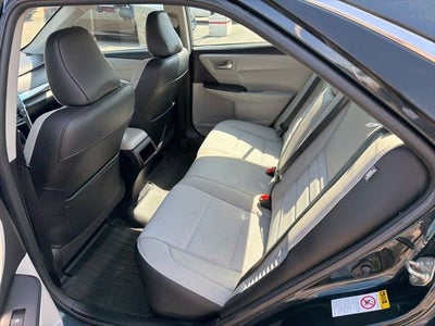 2017 Toyota Camry Hybrid SE