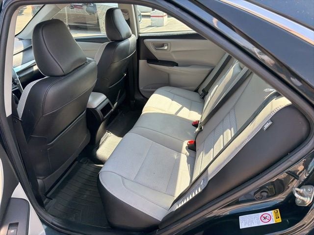 2017 Toyota Camry Hybrid SE