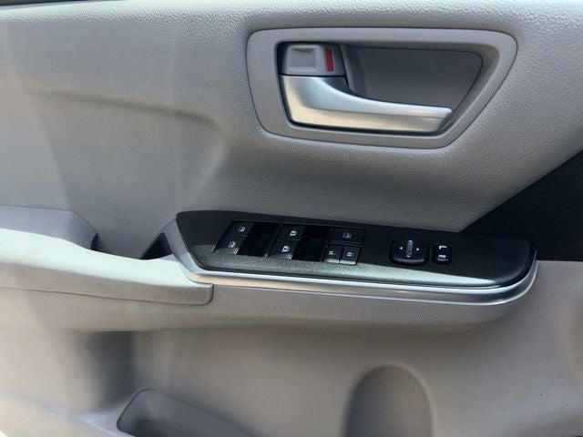 2017 Toyota Camry Hybrid SE