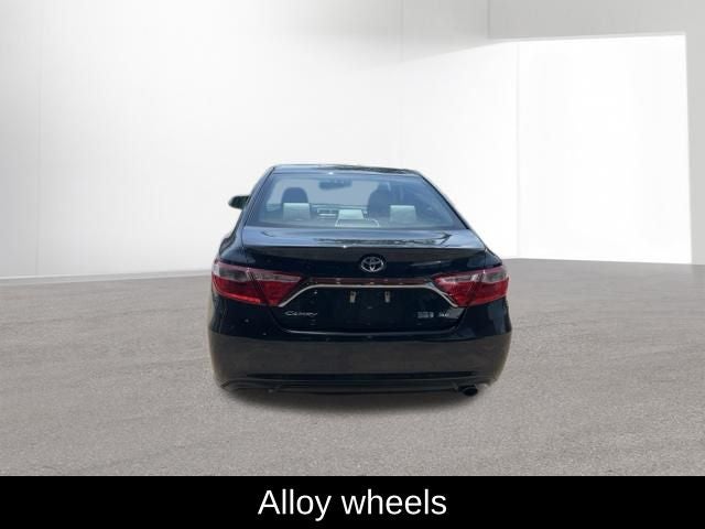 2017 Toyota Camry Hybrid SE