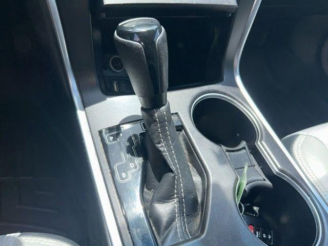 2017 Toyota Camry Hybrid SE