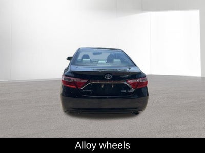 2017 Toyota Camry Hybrid SE