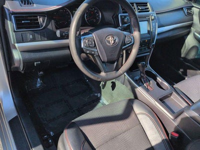2016 Toyota CAMRY SE