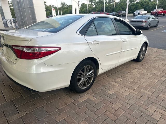 2017 Toyota Camry SE