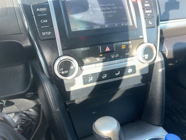 2014 Toyota CAMRY SE