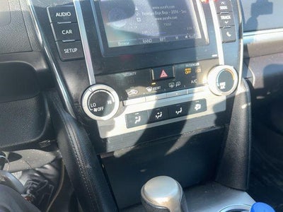 2014 Toyota CAMRY SE
