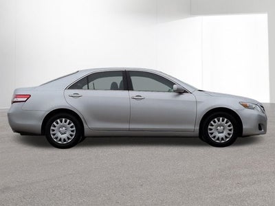 2011 Toyota CAMRY LE
