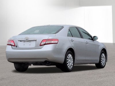 2011 Toyota CAMRY LE