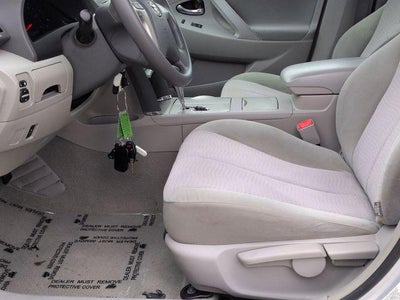 2011 Toyota CAMRY LE